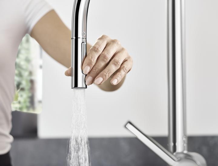 Actual product image hansgrohe HG single lever sink mixer 210 TALIS M pull-out spray chrome