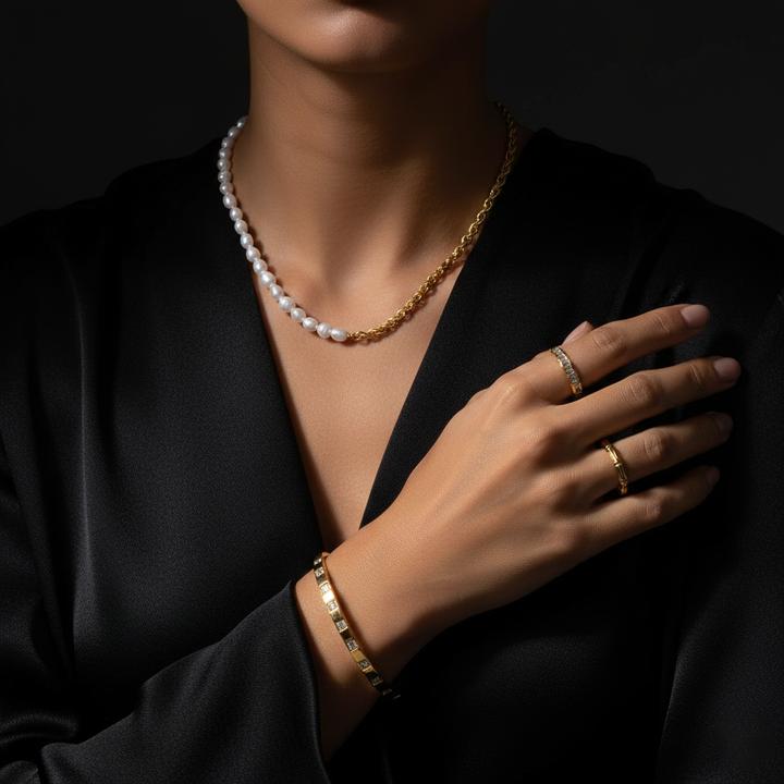 Actual product image Sensora Jewelry Sparkle Cuff Bracelet (Stainless steel)