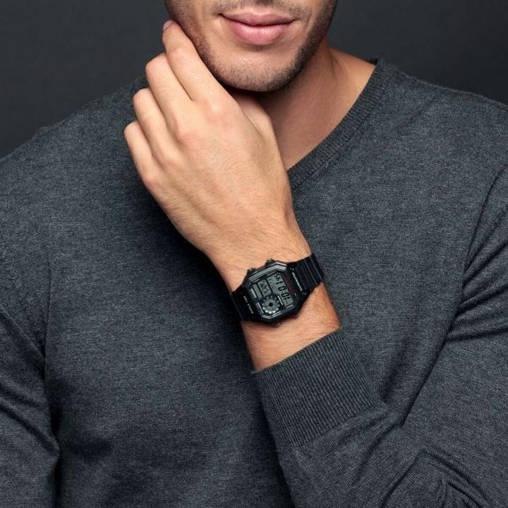 Actual product image Casio Ae-1200wh-1avef (Digital watch, 45 mm)