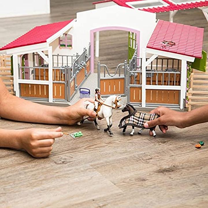 Actual product image Schleich Equestrian farm with rider and horses