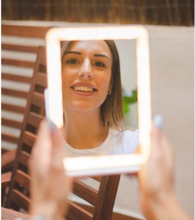 Actual product image TOP Mirror (20 x 13.5 x 1.5 cm)