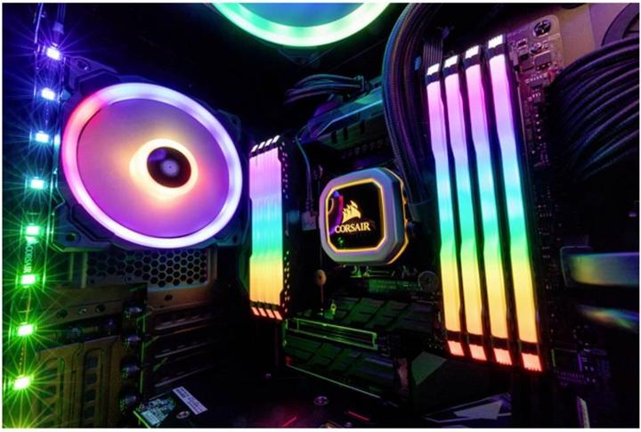 Actual product image Corsair Vengeance RGB Pro (2 x 16GB, 2933 MHz, DDR4-RAM, DIMM)