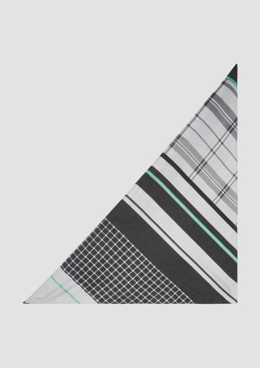 Actual product image s.Oliver Schal Loop-Schal aus Viskose