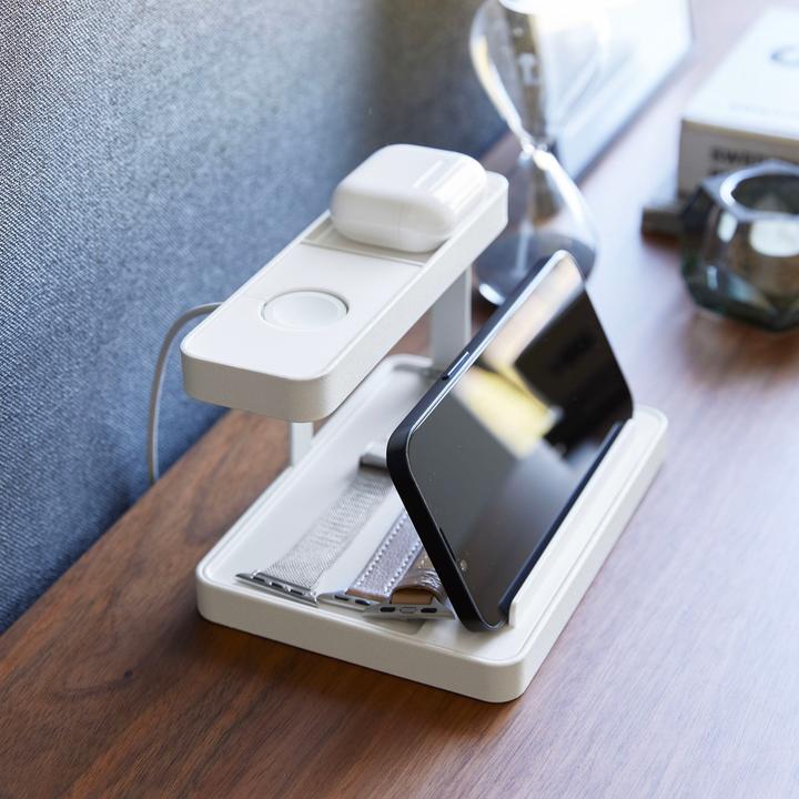 Actual product image Yamazaki Mobile & device charging stand TOWER