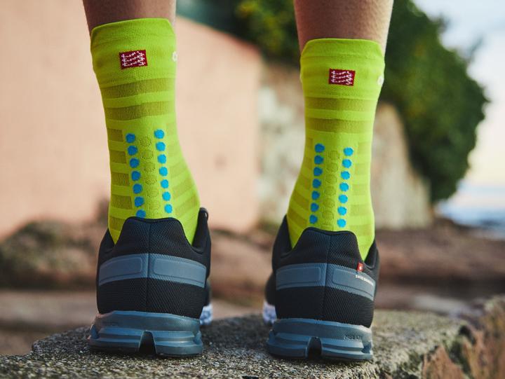 Produktbild Compressport Pro Racing Socks v4.0 Ultralight Run High (39 - 41)