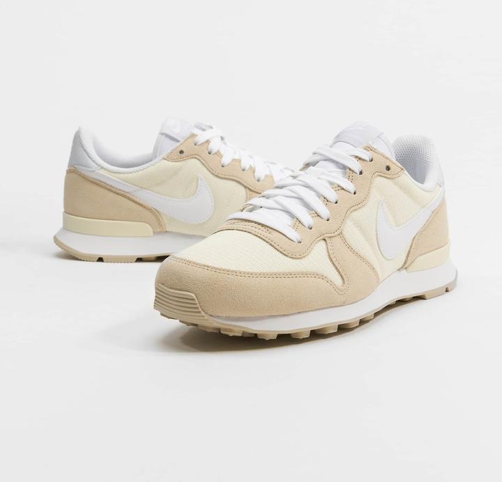 Actual product image Nike Internationalist (36)