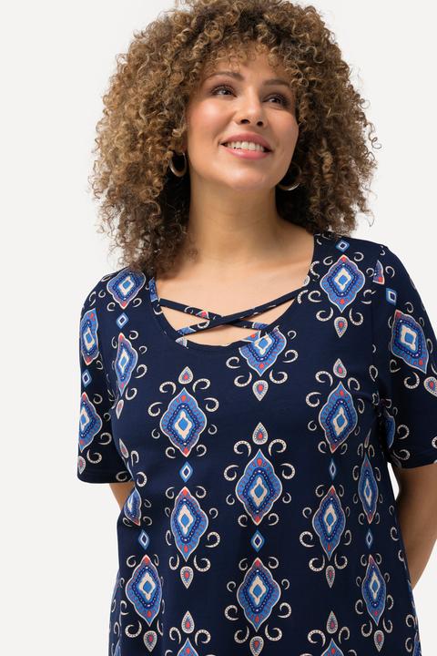 Actual product image Ulla Popken Abstract Print Short Sleeve Knit Tunic (46, 48)