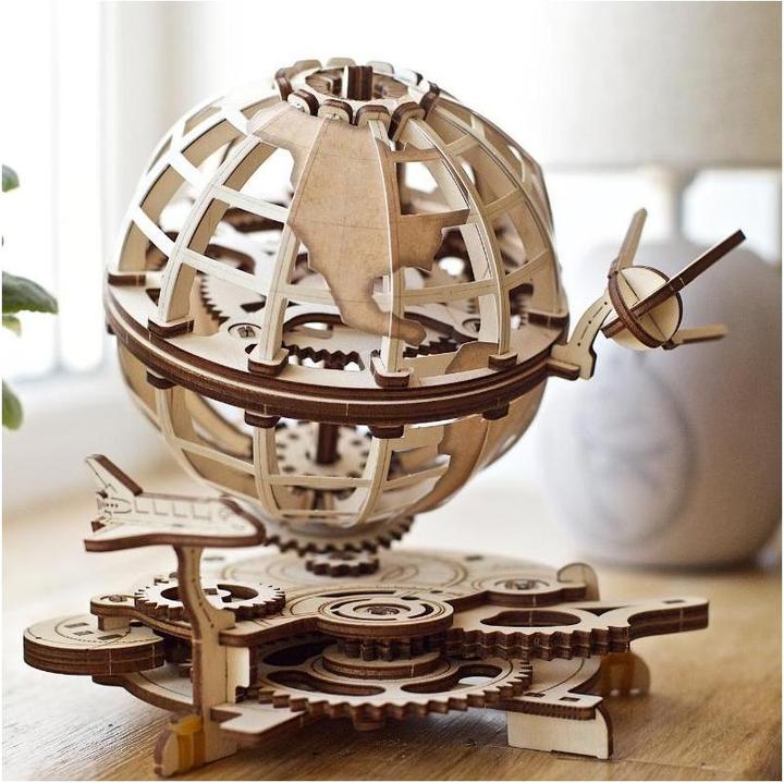 Actual product image Ugears Globe