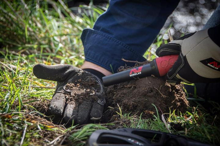 Produktbild Minelab - Wasserdichter Pinpointer Metalldetektor für Experten mit Ton-ID und Einstellbarer Empfindl