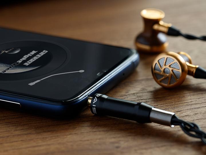 Produktbild Sivga M300 (Keine Geräuschunterdrückung, Kabelgebunden)