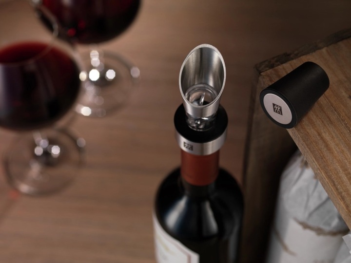 Actual product image Zwilling Sommelier wine pourer (Wine pourer)