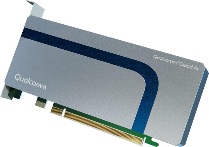 Produktbild Lenovo ThinkSystem DM Series 16Gb FC-VI 2 Port SFP+ Card (2.65 GHz, 32 -Core)