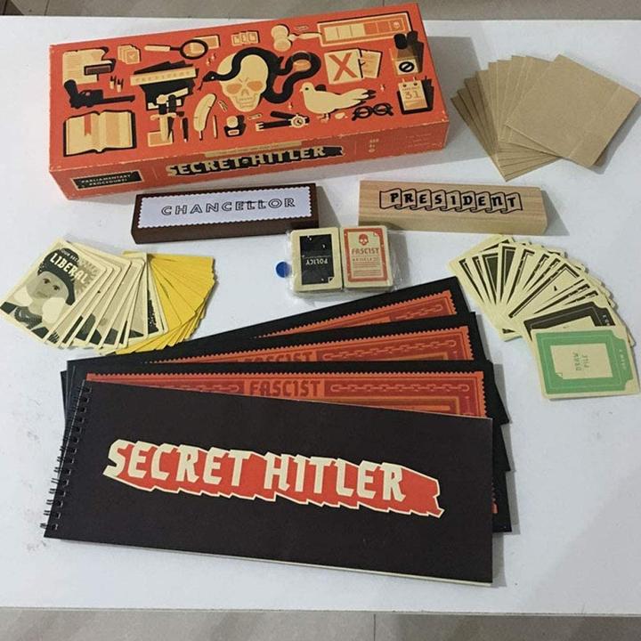 Produktbild Secret Hitler Geheimnis Hitler (Englisch, 5 - 10 Spieler)