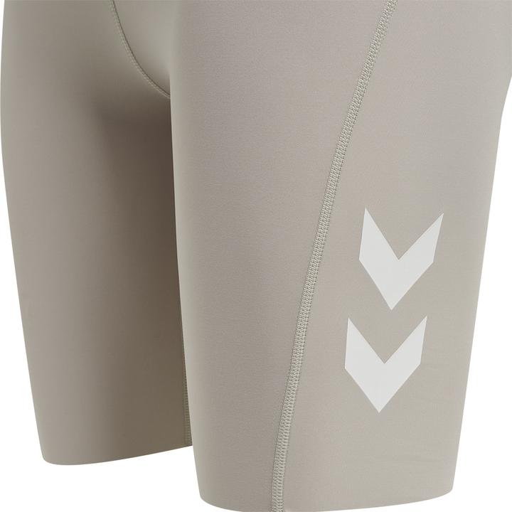 Actual product image hummel Mt Grace Hw Tight Shorts (XS)