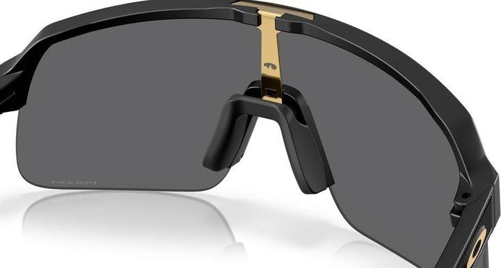 Actual product image Oakley Sutro Lite S