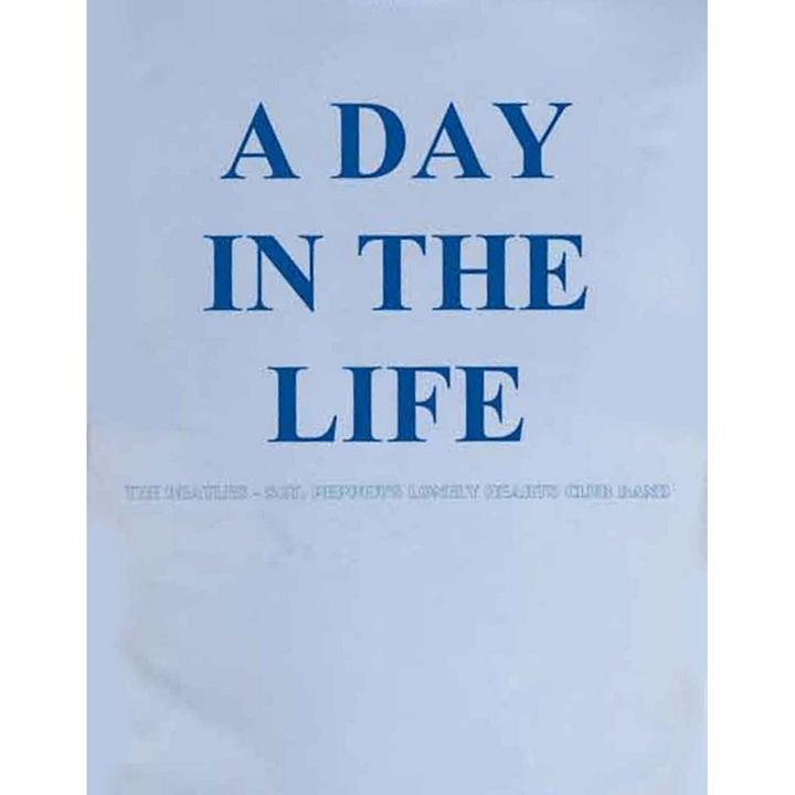 Produktbild A Day In The Life TShirt (M)