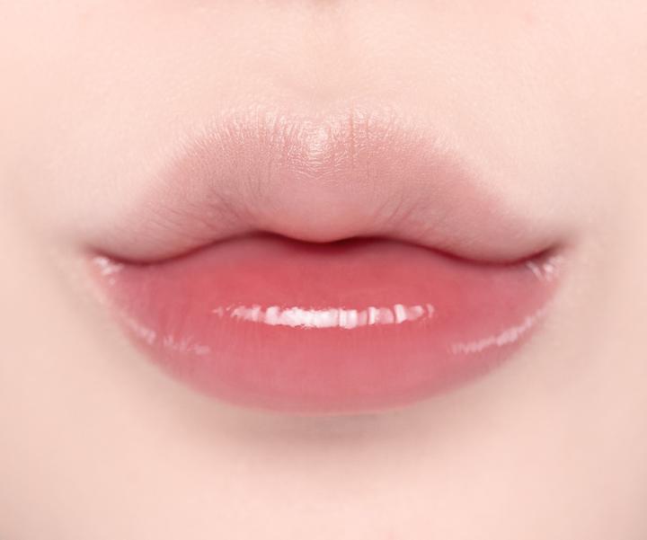 Actual product image Laka Jelling nude gloss 303 Peach ring (303 Peach ring)