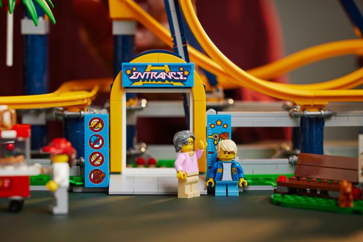 Produktbild LEGO Looping-Achterbahn (10303, LEGO Icons, LEGO Seltene Sets)