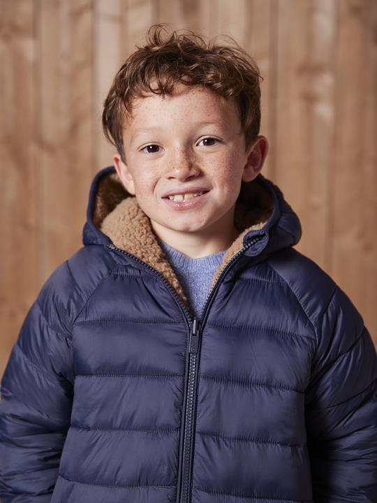 Actual product image Vertbaudet Jungen Wende-Steppjacke mit Teddyfleece, Recycling-Polyester-Wattierung (158, 164)