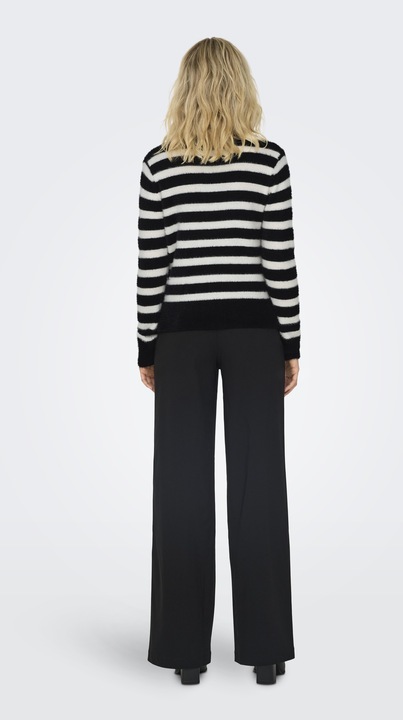 Actual product image Only Regular fit V-neck jumper Knitted jumper (S)