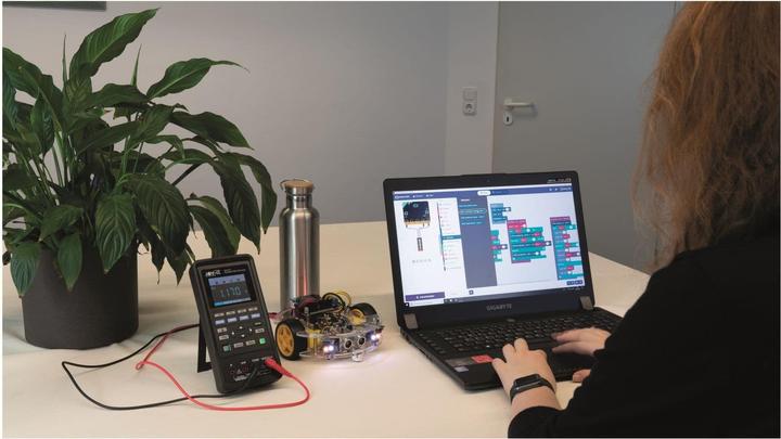 Image du produit Joy-it Micro:Bit "JoyCar" Education Robot Finisseur incl. micro:bit V2