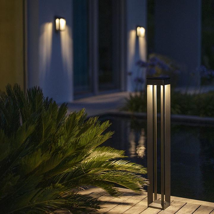 Actual product image Les Jardins Blade solar bollard light large model 500 lumens (500 lm)