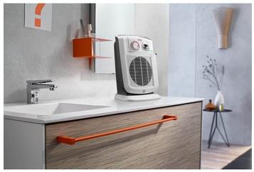 Actual product image De'Longhi DeLonghi HBC 3052T electric heater White 2400 W Electric room heater with fan (2400 W)