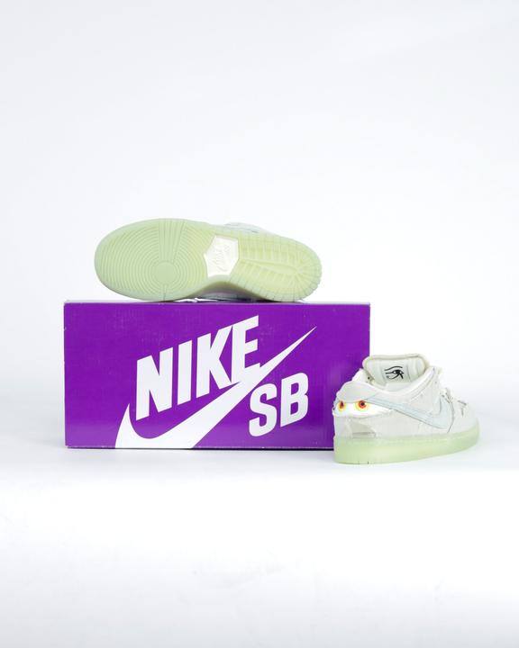 Image du produit Nike Dunk Low Pro (39)