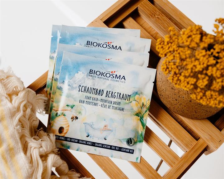 Produktbild Biokosma SCHAUMBAD BERGTRAUM Honig | Enzian - Nährt & Regeneriert (25 ml, Badepralinen)