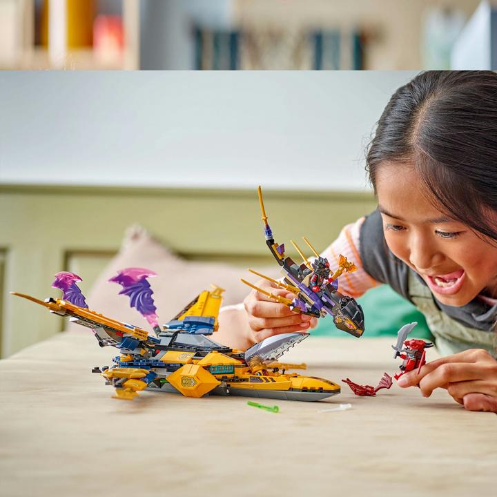 Actual product image LEGO Ras und Arins Super-Sturmflieger (71833, LEGO Ninjago)