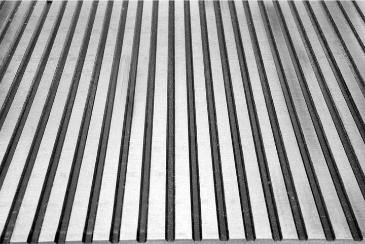 Yato Professional Electric Griddle 55cm Grooved 3KW YG-04587