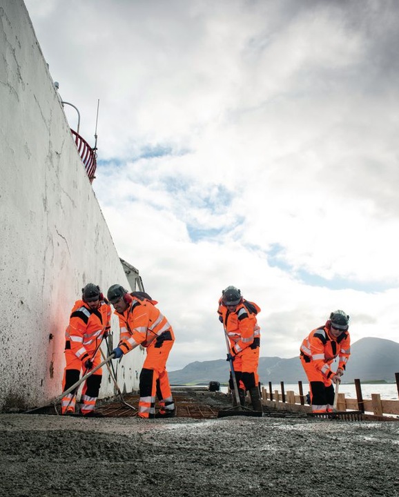 Actual product image Portwest Hi-vis sweat jacket PW370 (M)