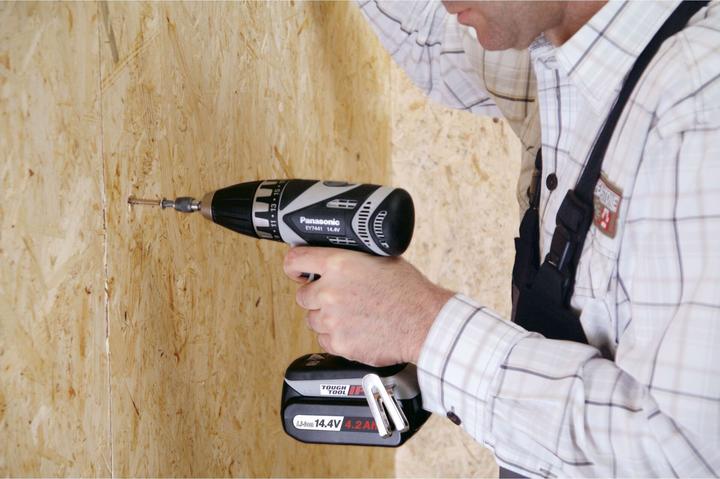 Actual product image Panasonic EY 7441 LS2S32 cordless drill driver (Rechargeable battery operated)