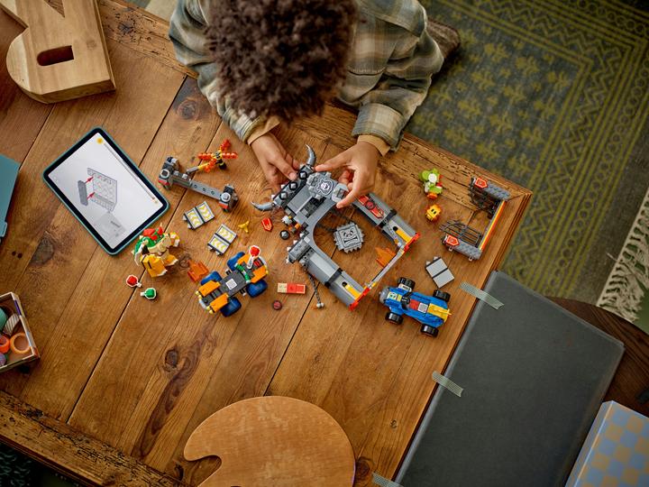 Produktbild LEGO Mario Kart – Bowsers Festung (72039, LEGO Super Mario)