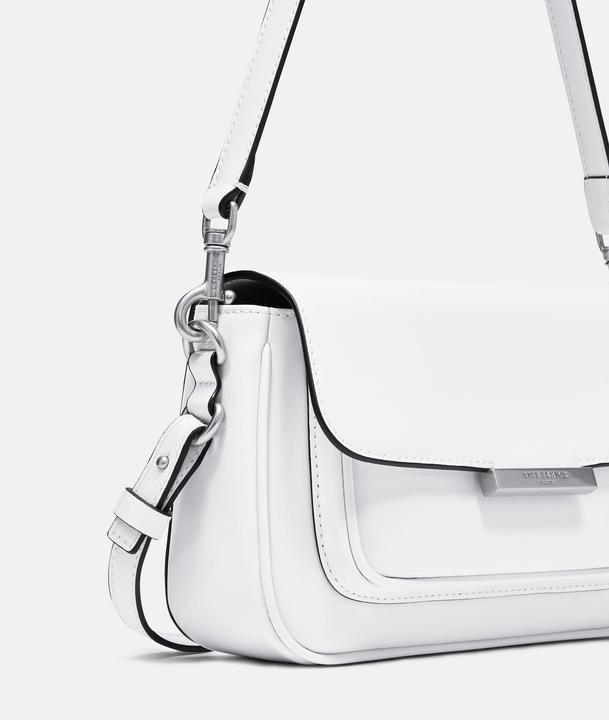 Produktbild Liebeskind Berlin Saddle Bag Andrea 2140008