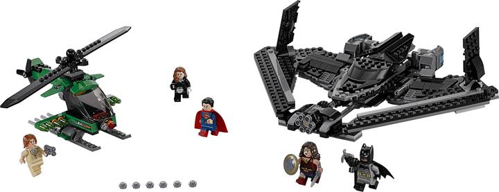 Produktbild LEGO Super Heroes Helden der Gerechtigkeit: Duell in der Luft (76046, LEGO DC)