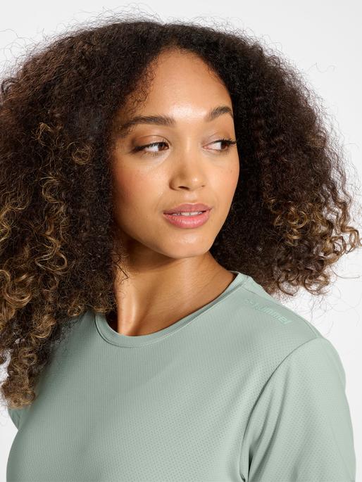 Image du produit hummel hmlMT AURA MESH T-SHIRT (M)