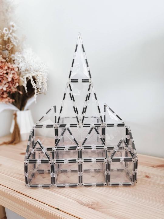 Actual product image Connetix 34 Piece Clear Pack