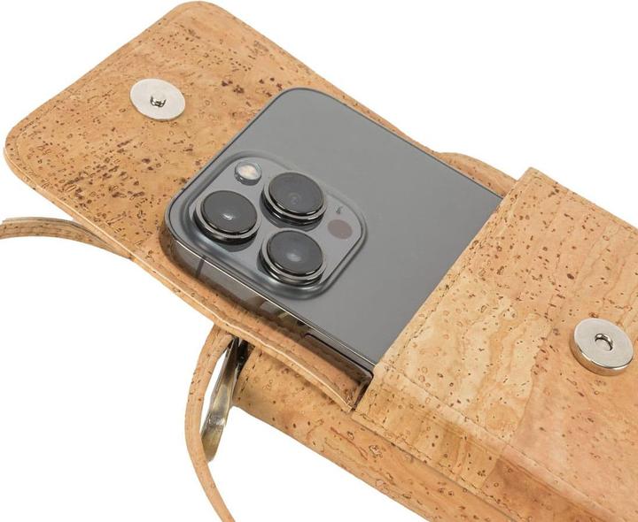 Actual product image Montado Mobile" wallet