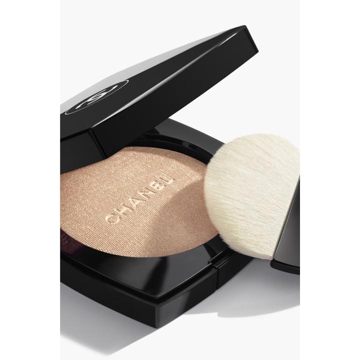 Image du produit Chanel Poudre Lumière Poudre liquide (10 Ivory Gold)