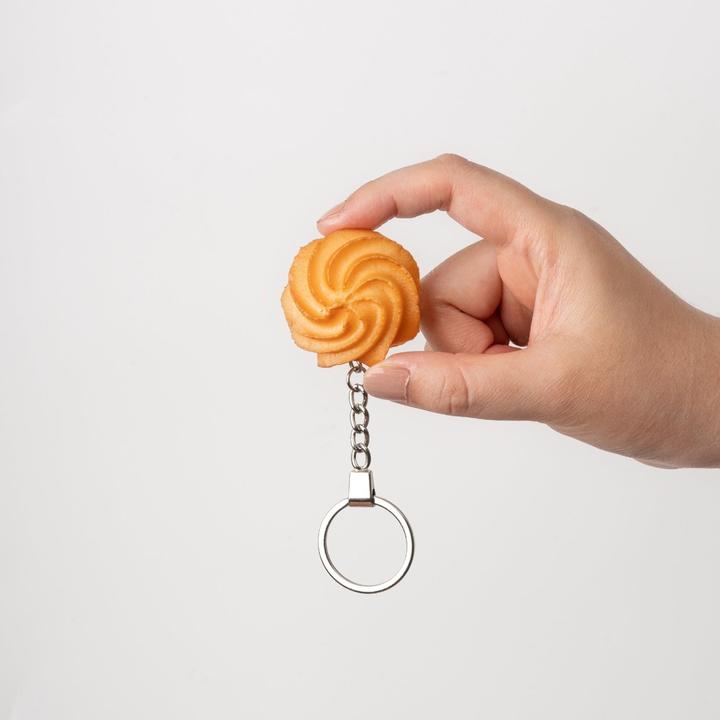 Actual product image Yumazing Key fob shortbread
