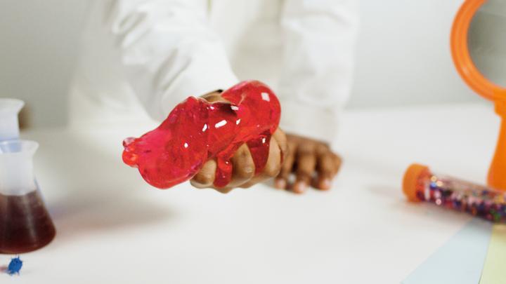 Actual product image Elmer's ready-made slime pink 236ml tin