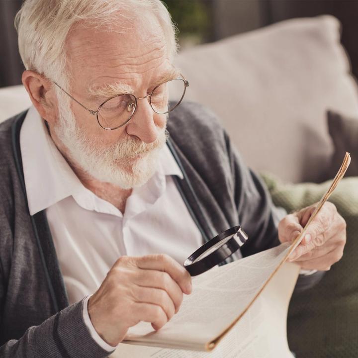 Produktbild Westmark Lupe mit Leselampe