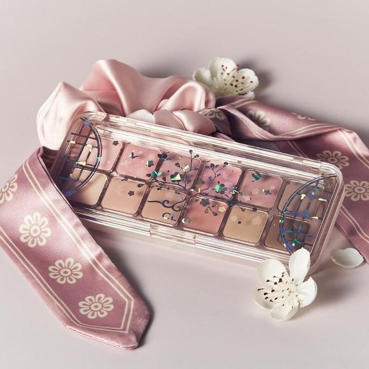 Actual product image Clio Pro Eye Palette Air Heritage Edition
