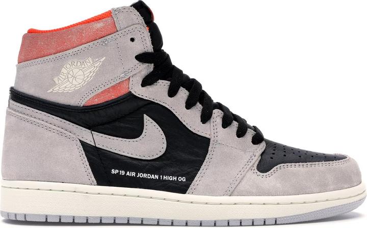 Image du produit Jordan 1 Retro High Neutral Grey Hyper Crimson (44)
