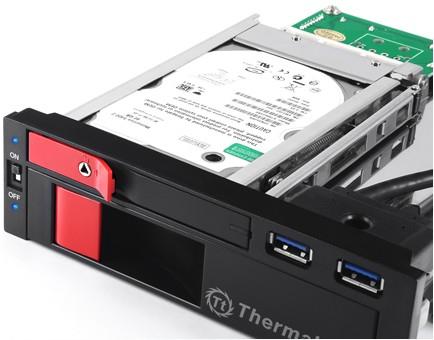 Actual product image Thermaltake ST0026Z Hard drive backplane 2.5/3.5 inch front panel