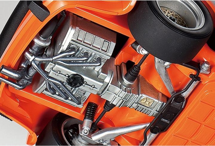 Actual product image Tamiya Porsche 934 Jägermeister