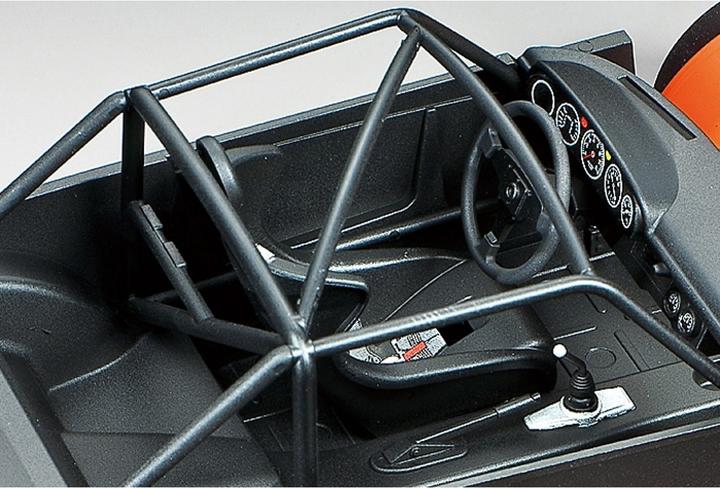 Actual product image Tamiya Porsche 934 Jägermeister