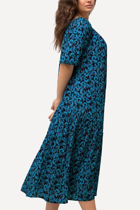 Image du produit Ulla Popken Robe midi à col rond et manches courtes. Volant à la base et motif vrilles (50, 52)
