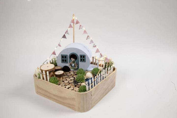 Image du produit Creativ Company Article en bois 25 x 25 x 7 cm Décoration murale Planet